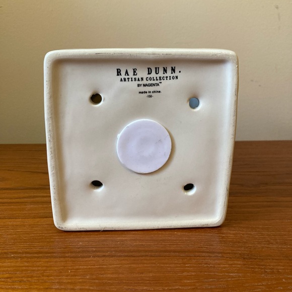 ☘️NWT! Rae Dunn “EARLY BIRD” Birdhouse - Picture 3 of 3